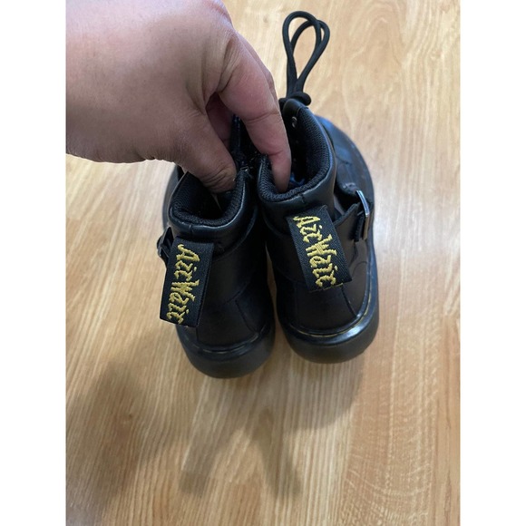 Dr. Martens combat boots - Picture 3 of 5